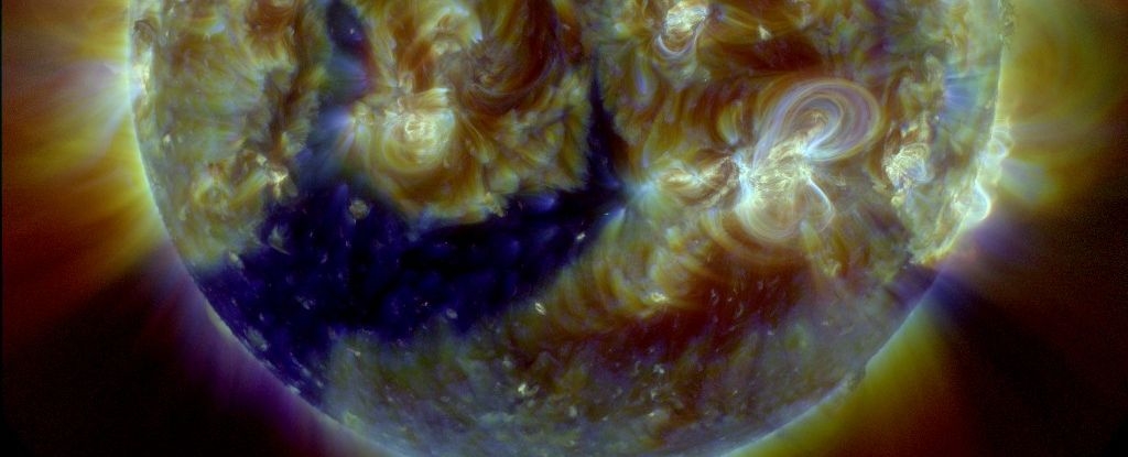 A Giant Hole Just Opened in The Sun – And It's Blasting Earth With Solar Wind