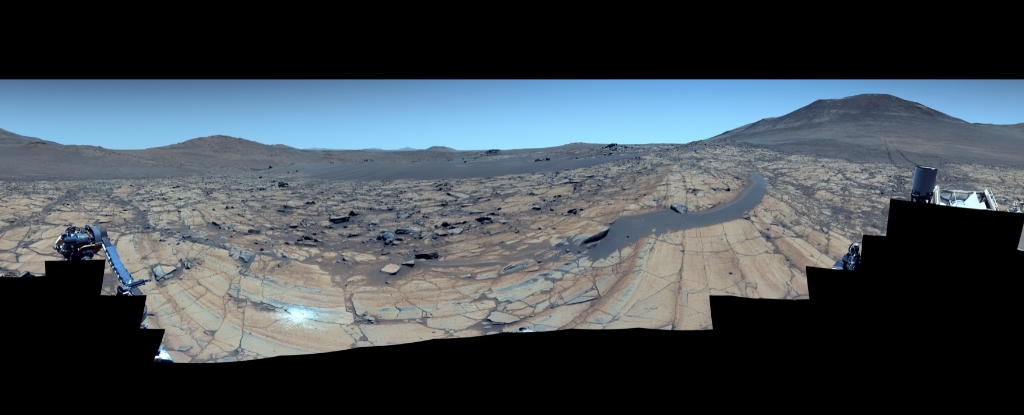Mars Looks Strangely Familiar in Stunning New Panorama
