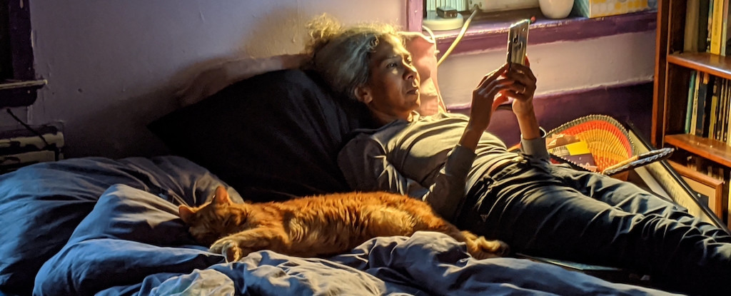 Screen Time In Bed May Increase Insomnia Odds, Study Suggests