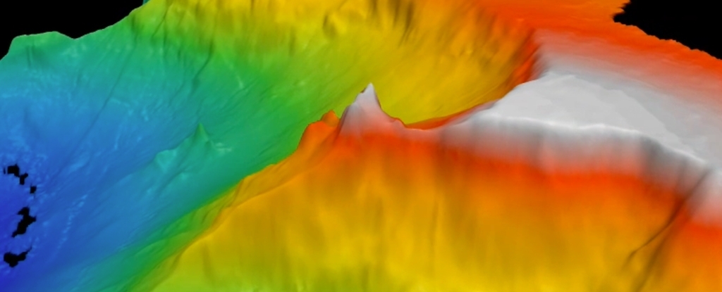 'Lost City' Deep Beneath The Ocean Is Unlike Anything We've Seen Before on Earth