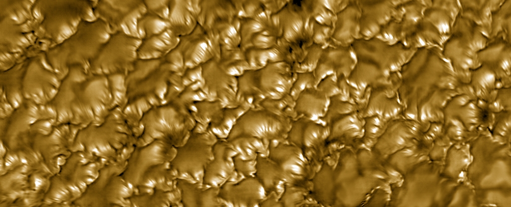 Stunning 'Solar Curtains' Phenomenon Revealed on The Sun in New Images