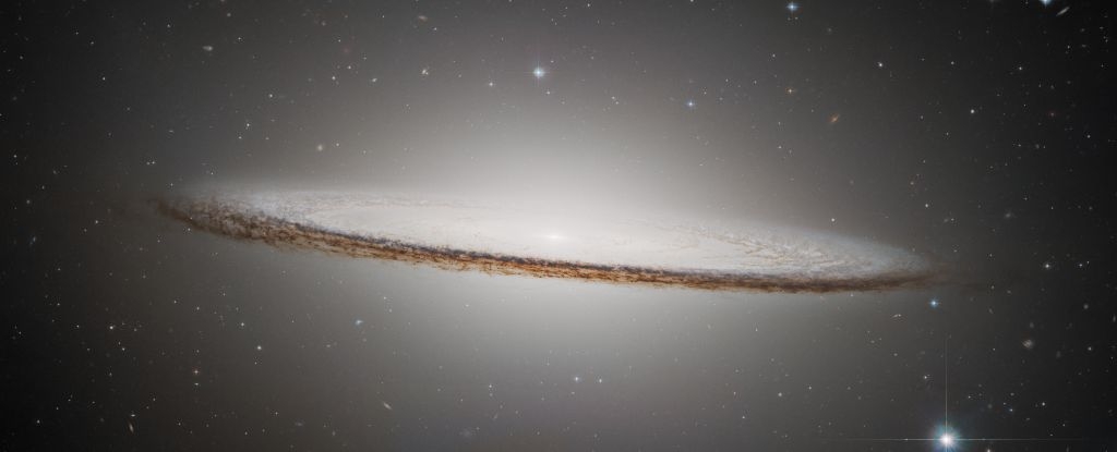 Hubble Revisits Magnificent Sombrero Galaxy in Stunning New Image