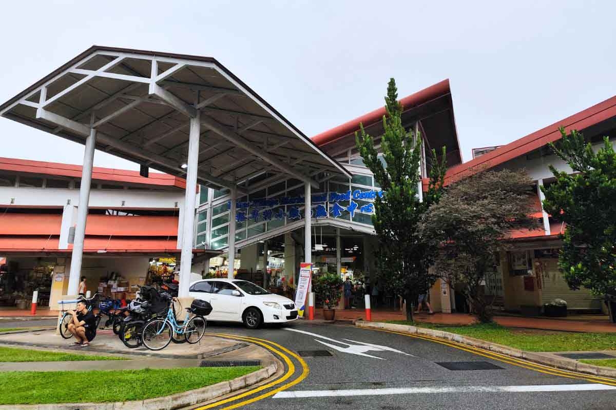 11 best stalls at Yuhua Village Market & Food Centre with food so good you'll bring your village