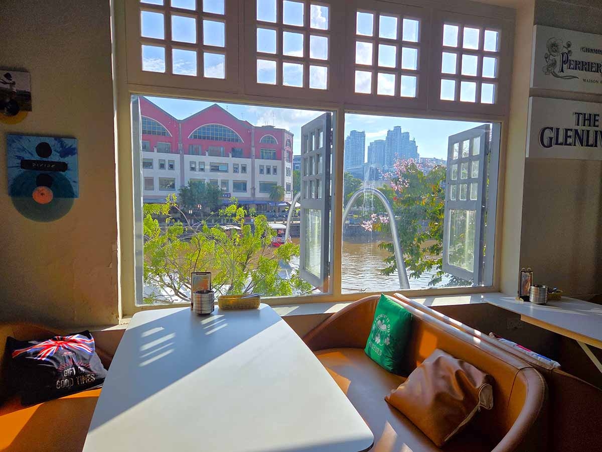 Home Singapore: Brunch cafe by day, livehouse serving Hunan-style dishes by night
