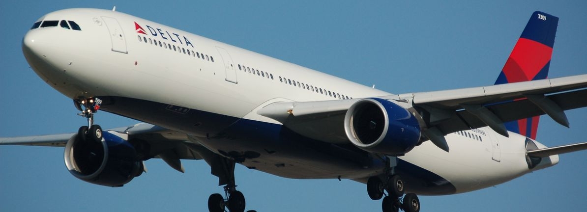 Delta Air Lines (NYSE:DAL) Sees Net Income Rise To US$240M In Q1 Earnings Report
