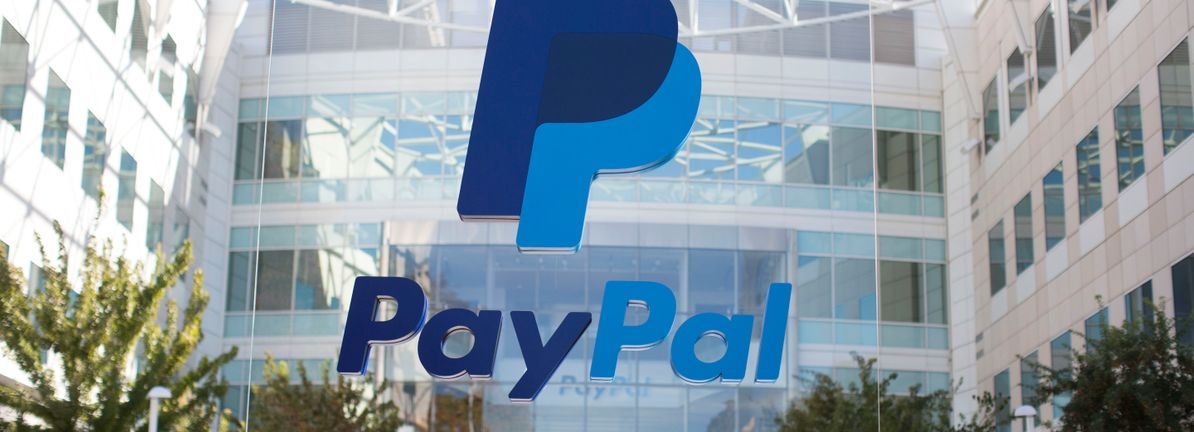 PayPal Holdings (NasdaqGS:PYPL) Launches Physical Card For Flexible Payments Everywhere