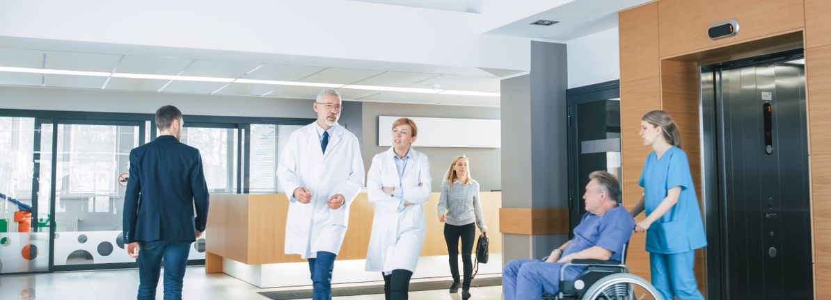 Extendicare Inc. (TSE:EXE) Looks Like A Good Stock, And It's Going Ex-Dividend Soon