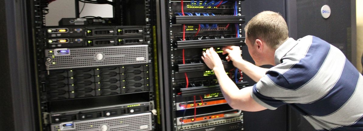 Arista Networks (NYSE:ANET) Stock Gains 14% Over Last Quarter