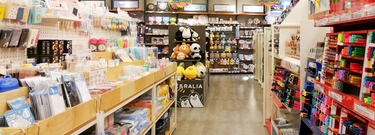 Investors Shouldn't Overlook The Favourable Returns On Capital At Dollarama (TSE:DOL)