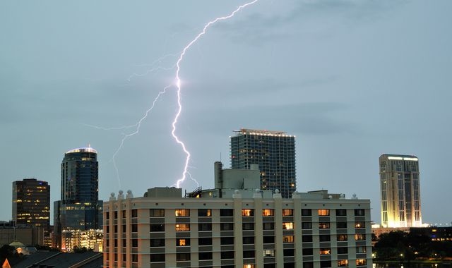 Man dies after being struck by lightning on honeymoon in Florida
