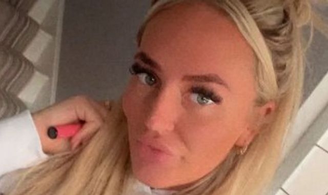 Mother's heart 'splintered into a million pieces' when daughter died following Christmas Day crash