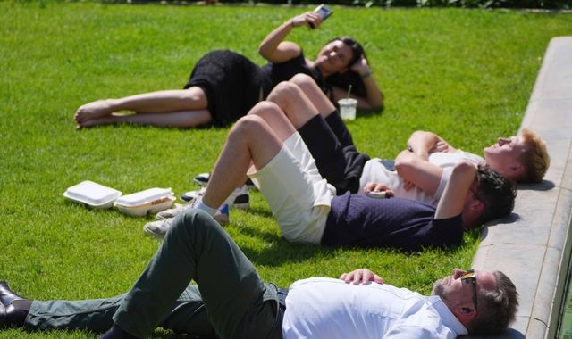UK heatwave: Temperatures could hit 32C this week - and warm weather may be here to stay