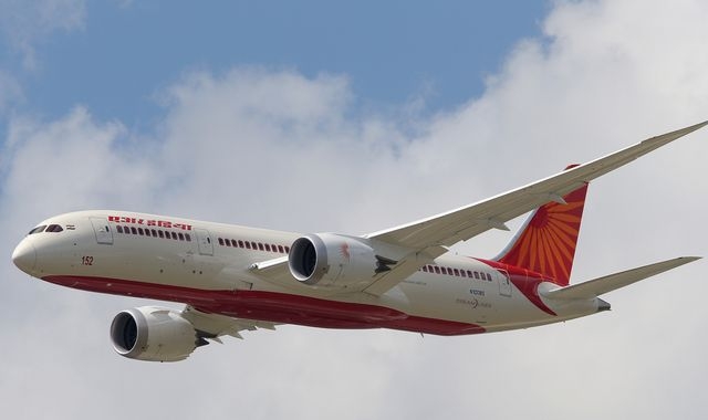 Air India Boeing 787-8 Dreamliner turns around mid-flight after technical issue