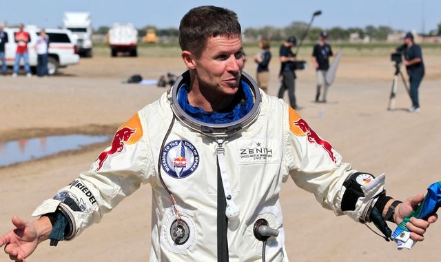 Felix Baumgartner: Extreme athlete who jumped from edge of space dies after paragliding crash