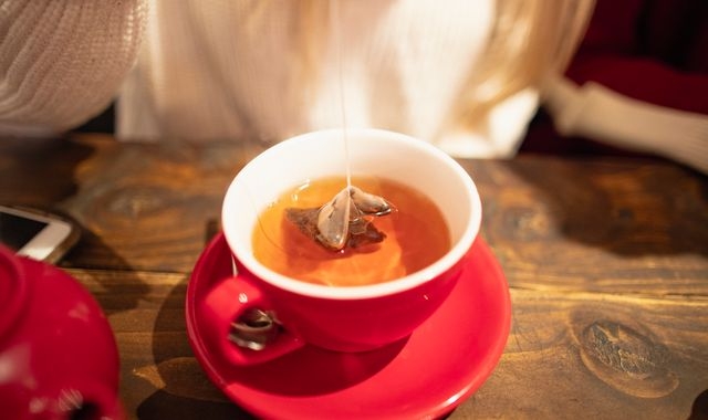 Fraudster conned luxury hotels and retailers out of £580k by selling fake Scottish tea