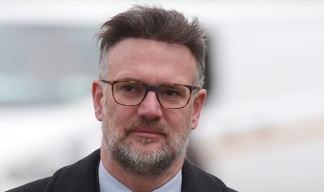 Bargain Hunt auctioneer Charles Hanson cleared of coercive control and assault allegations related to his wife