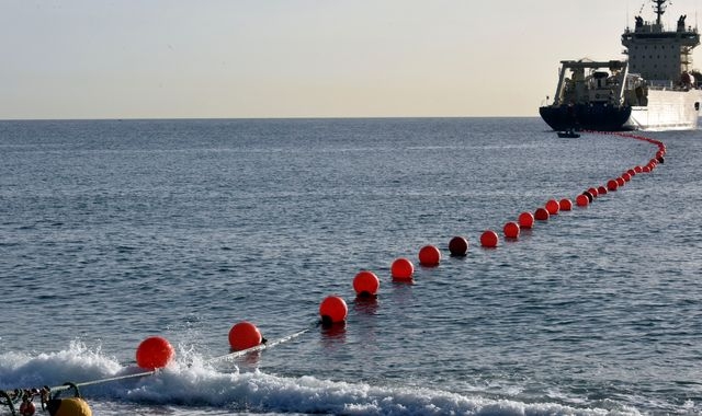 Meta to build world's longest undersea cable