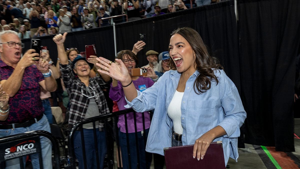 Fact Check: AOC rumor falsely claims she is a multimillionaire
