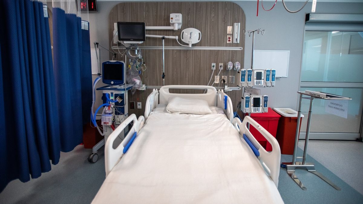 What to know about brain-dead Georgia woman reportedly being kept on life support because she's pregnant
