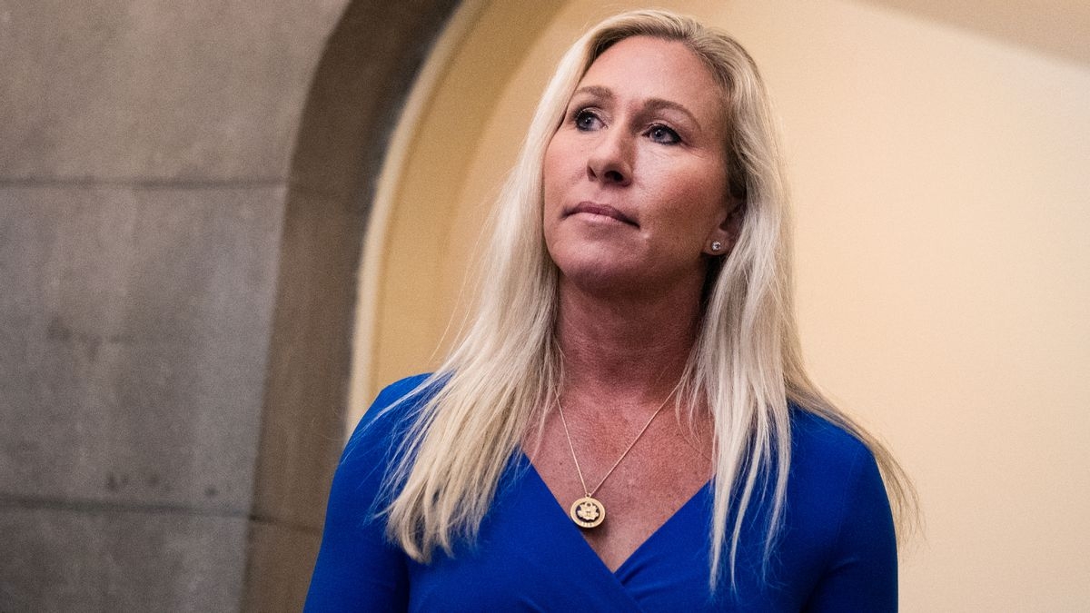 Fact Check: Marjorie Taylor Greene bought Palantir shares days before ICE awarded the company a $30M contract