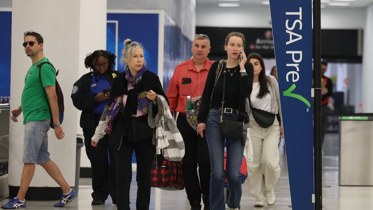 What we know about claims applying for TSA PreCheck and Global Entry gives government 'unrestricted' data access