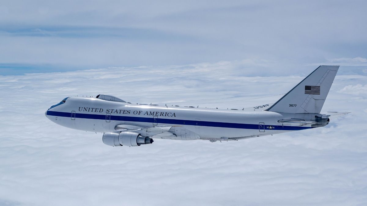 Investigating claims that E-4B 'Doomsday plane' flight was connected to Israel-Iran conflict