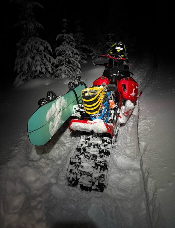 Hypothermic Skiers Rescued Near Popular Canadian Ski Resort