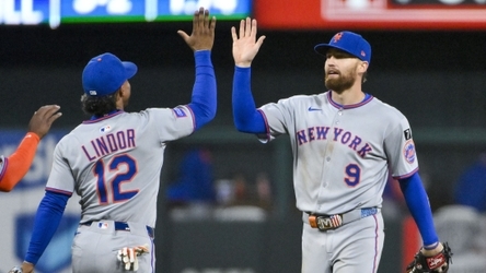 Mets' lineup change pays off in win over Brewers as stars step up: 'Whatever it takes to win'