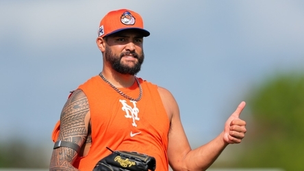 Mets' Sean Manaea extremely sharp, Mark Vientos drives in three as rehab continues in Syracuse