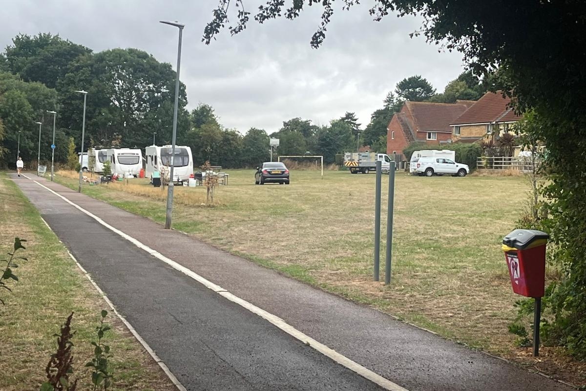 Travellers pitch up encampment at field in Taunton