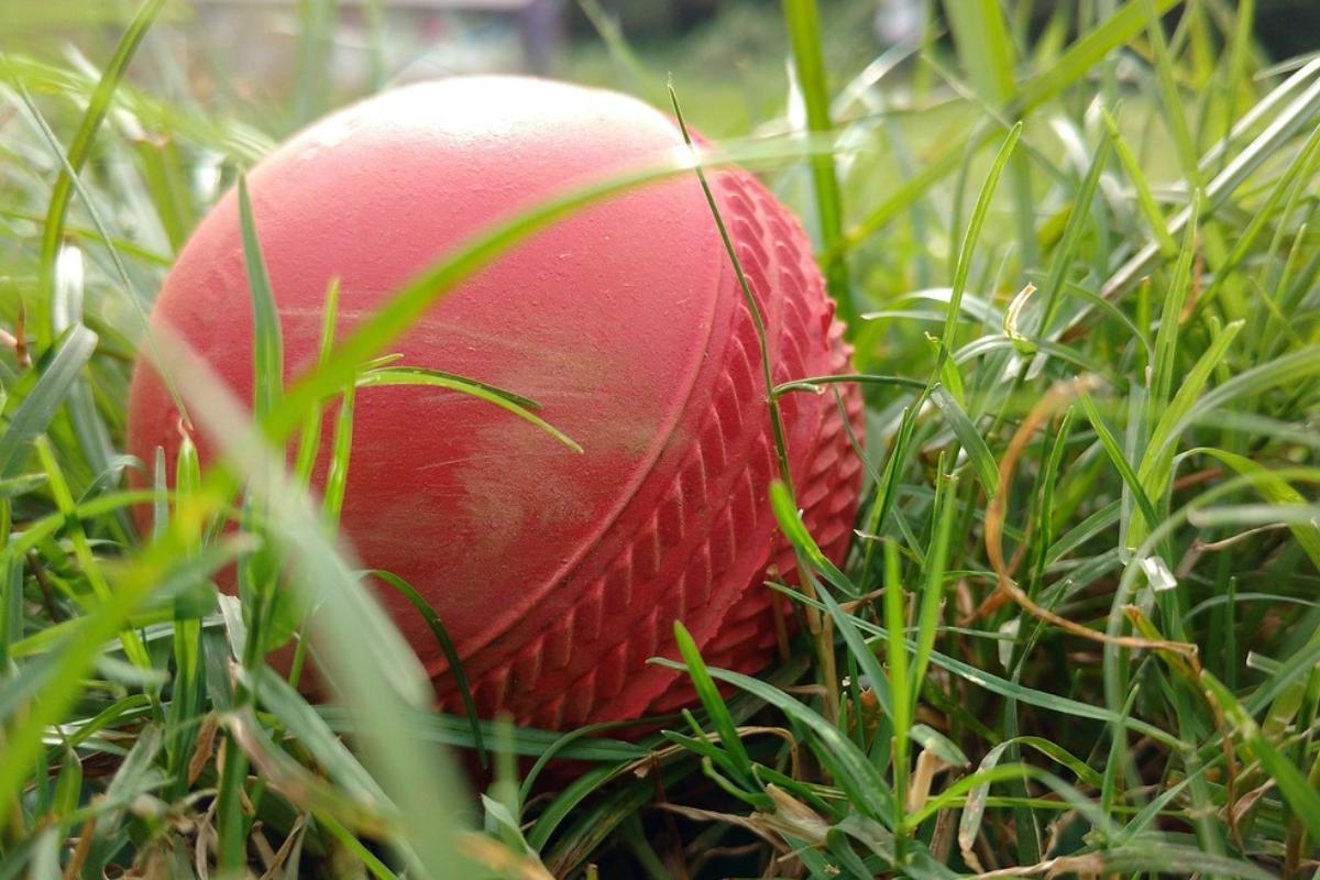 Taunton St Andrews secure 10-run victory over Thornbury