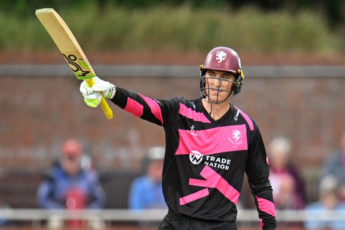 Somerset suffer first defeat in thriller against Kent