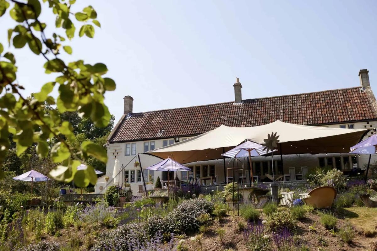 Somerset pub with ‘idyllic' beer garden among top UK pub gardens