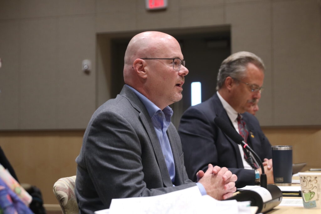 Lapsed federal funds threaten monitoring at NM's national labs
