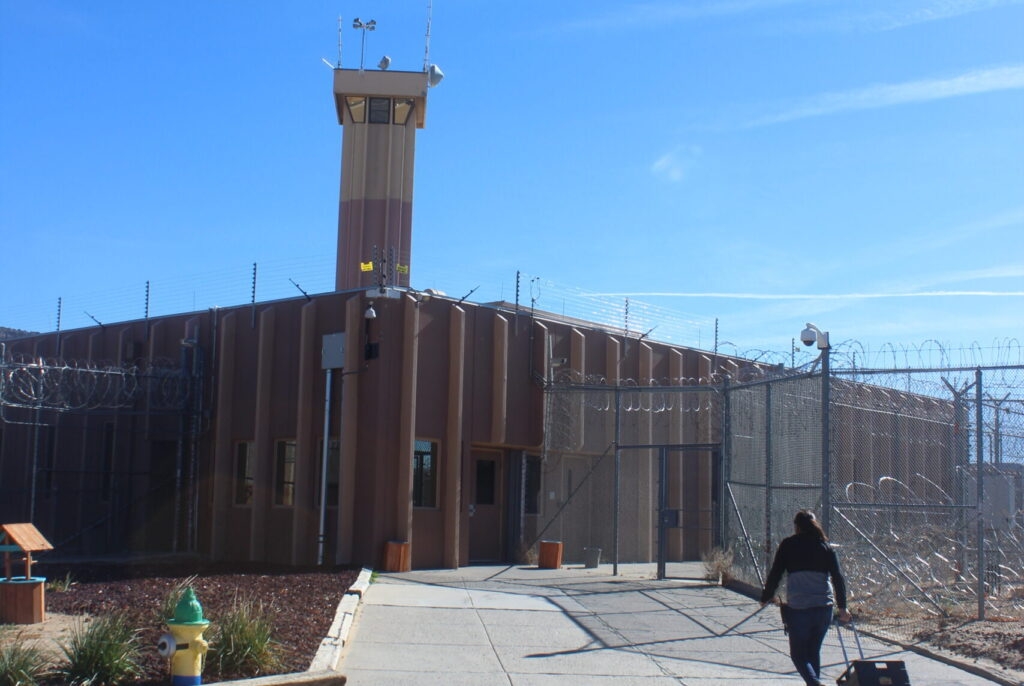 Lawmakers, advocates lament Gov's veto of parole reform