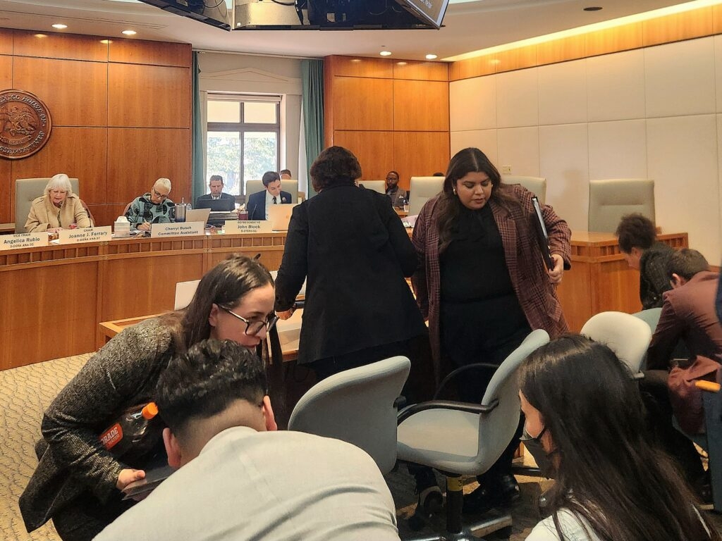 New Mexico again considers ban on immigrant detention