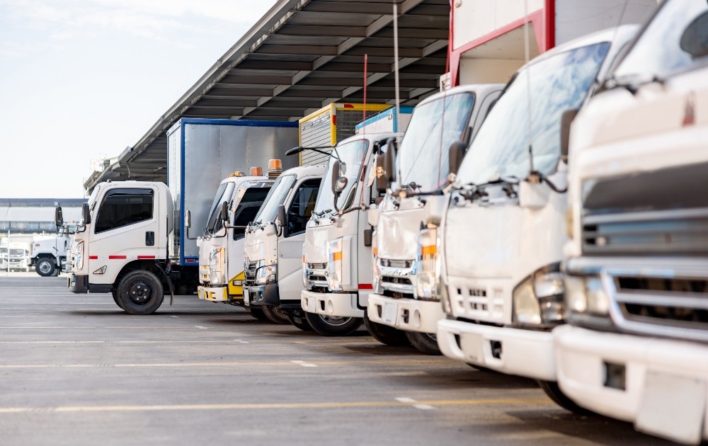 Layoffs Coming for Trucking, Retail Ahead of Projected Recession, Report Says