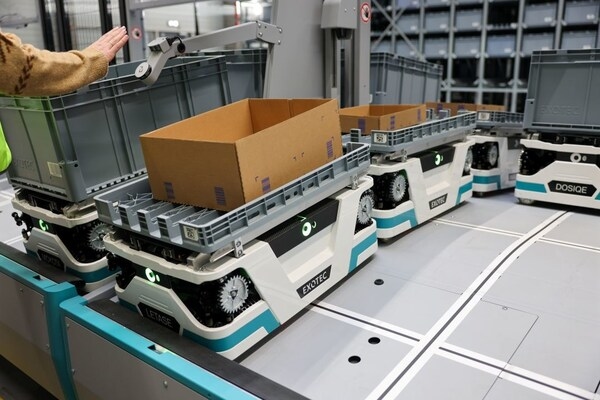 Byte-Sized AI: Walmart Announces Gen AI Merchant Tool; Oxford Industries Partners With Exotec