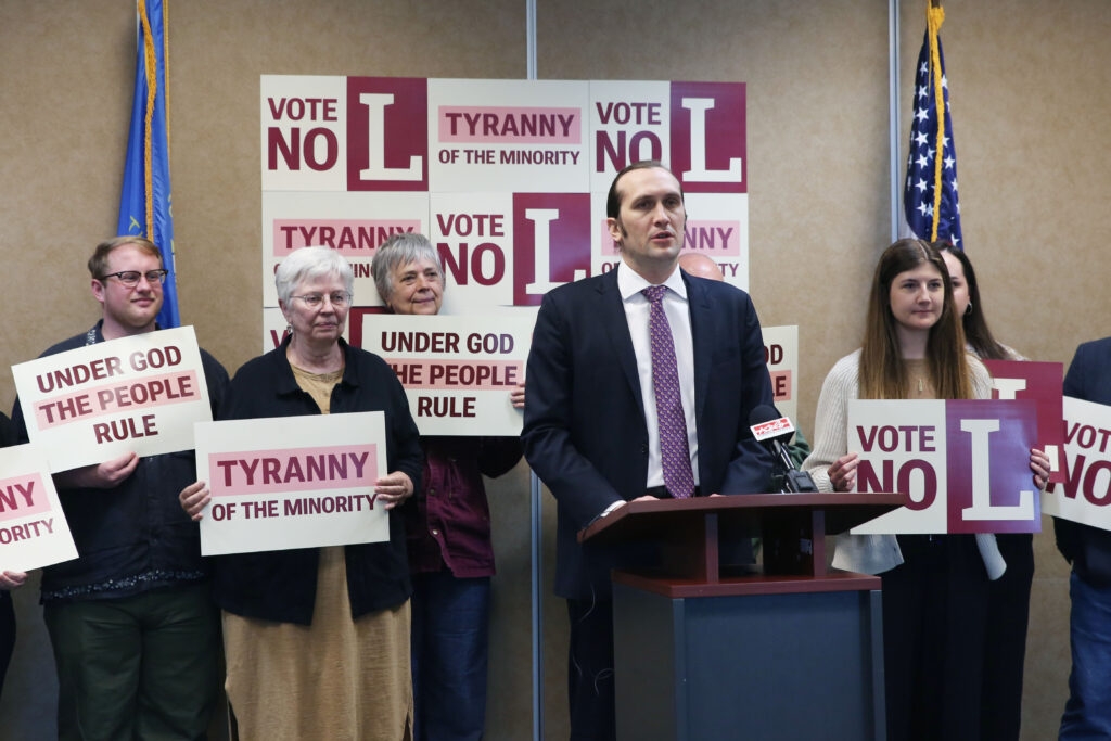 Raising constitutional amendment vote threshold would backfire, says newly formed opposition group