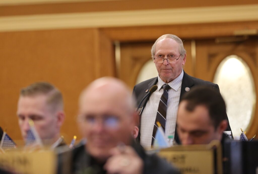 CO2 pipeline moratorium and land-agent regulations advance, but environmental analysis bill fails