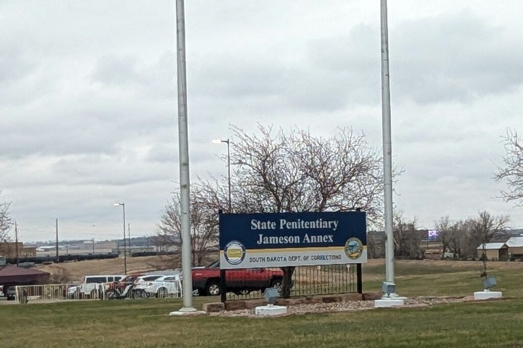 Fight at maximum security unit precedes tour by state's prison work group