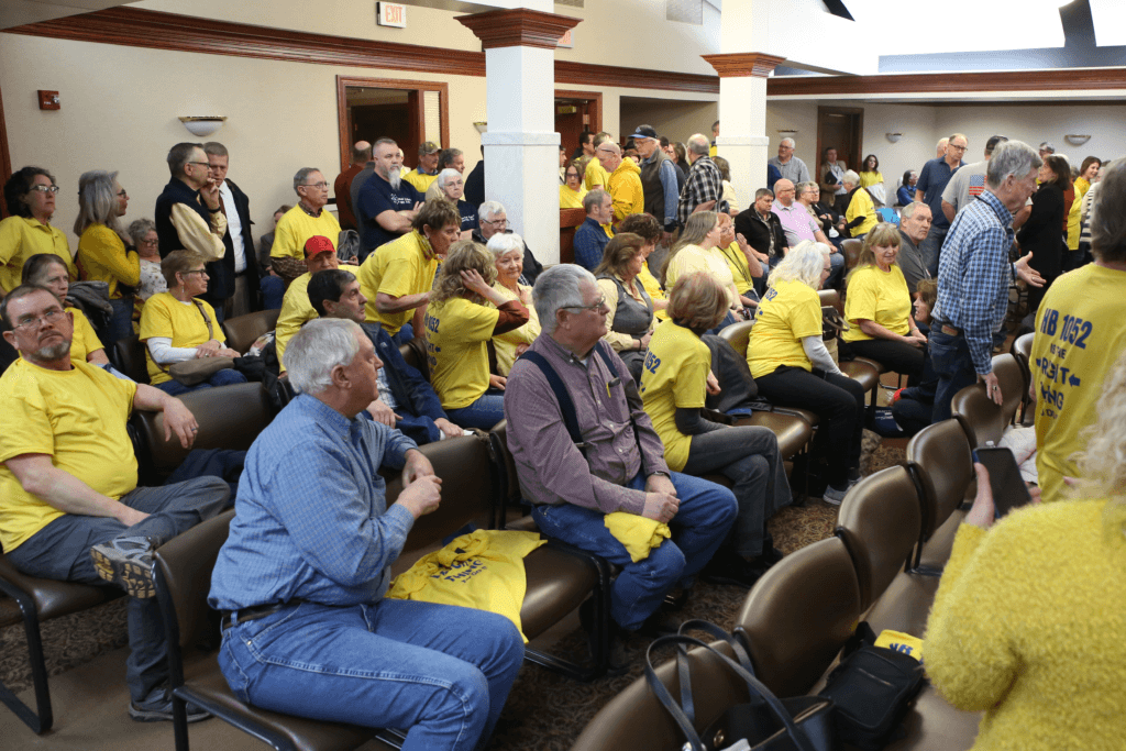 Carbon pipeline eminent domain ban advances to SD House; ‘compromise' bill gutted