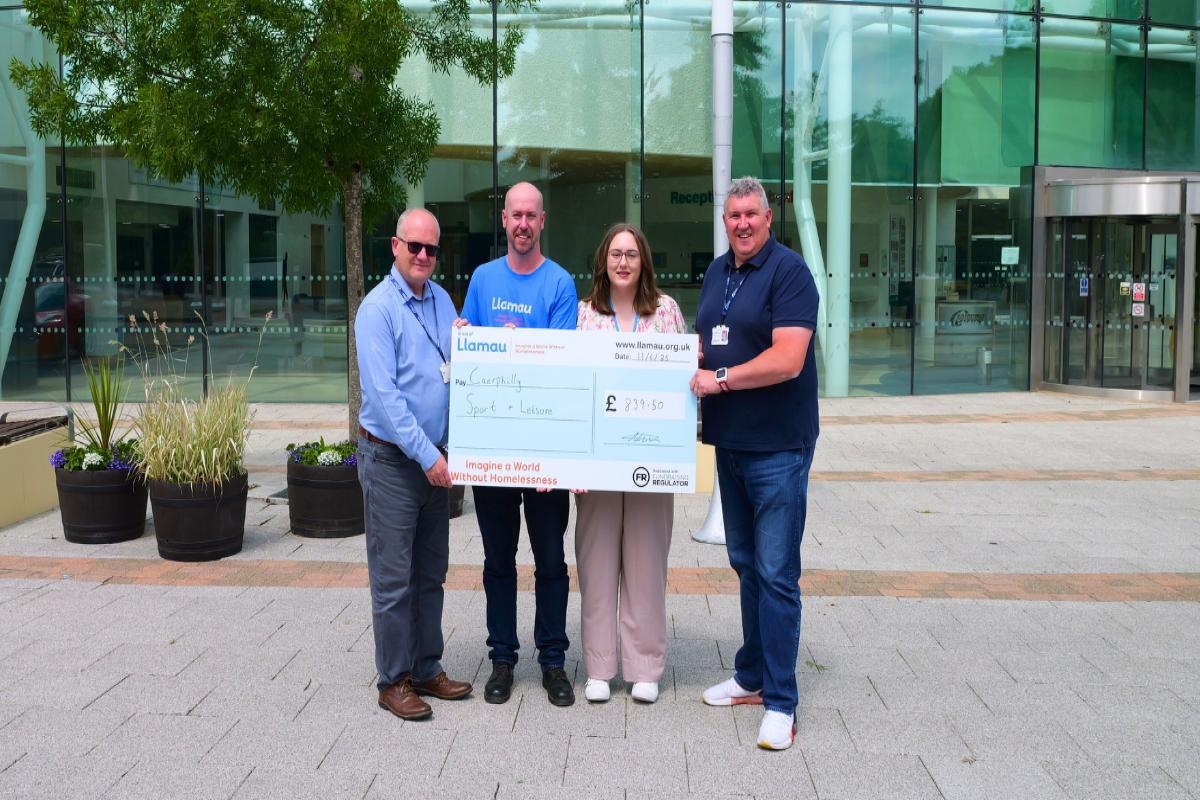 Running event raises hundreds for homelessness charity