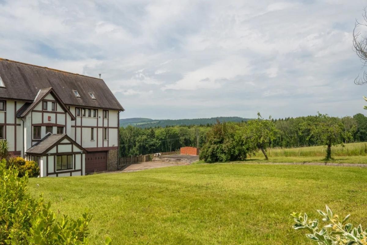 Five-bedroom house with stunning mountain views on market for £750,000