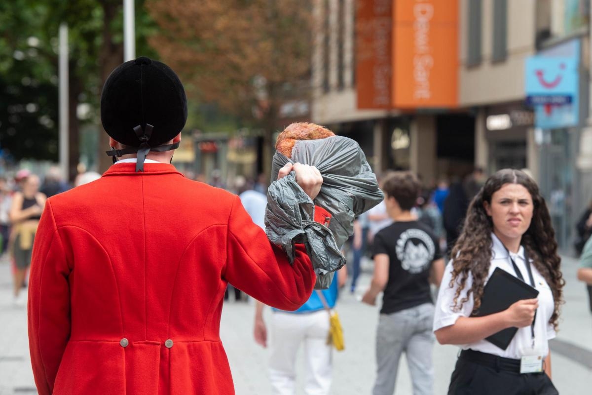 Campaigners highlight the need for stronger fox hunting laws in city protest