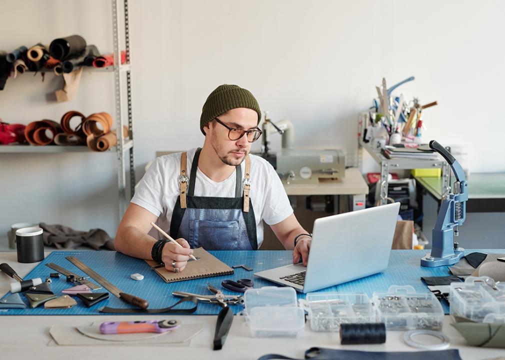 SBA loans vs. business lines of credit: Which is best for small businesses?