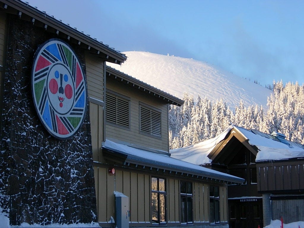 Seattle man dies after falling into tree well at Mount Bachelor in central Oregon