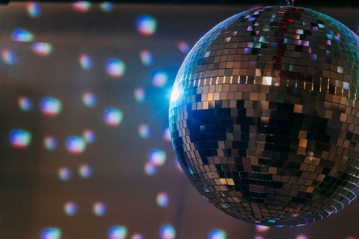 Care home to host Dementia Disco for residents and community