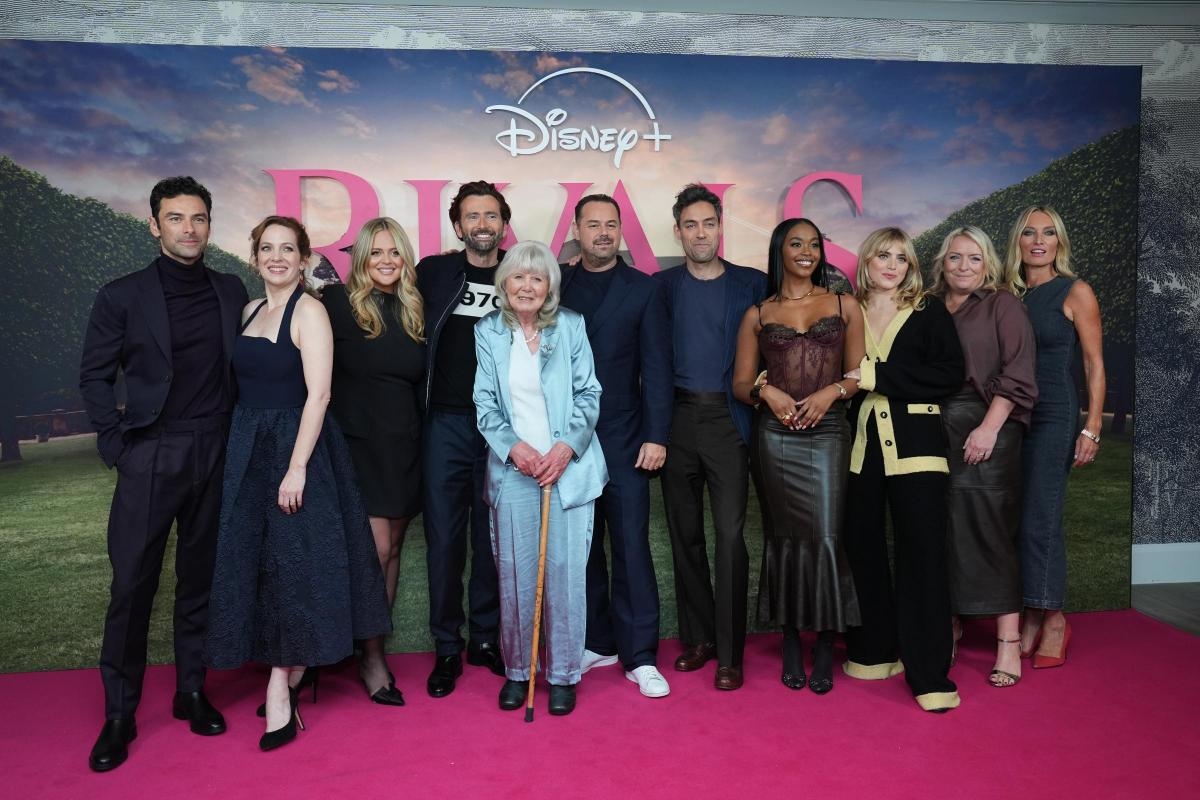 World famous actors to star in show based on Stroud author's novel