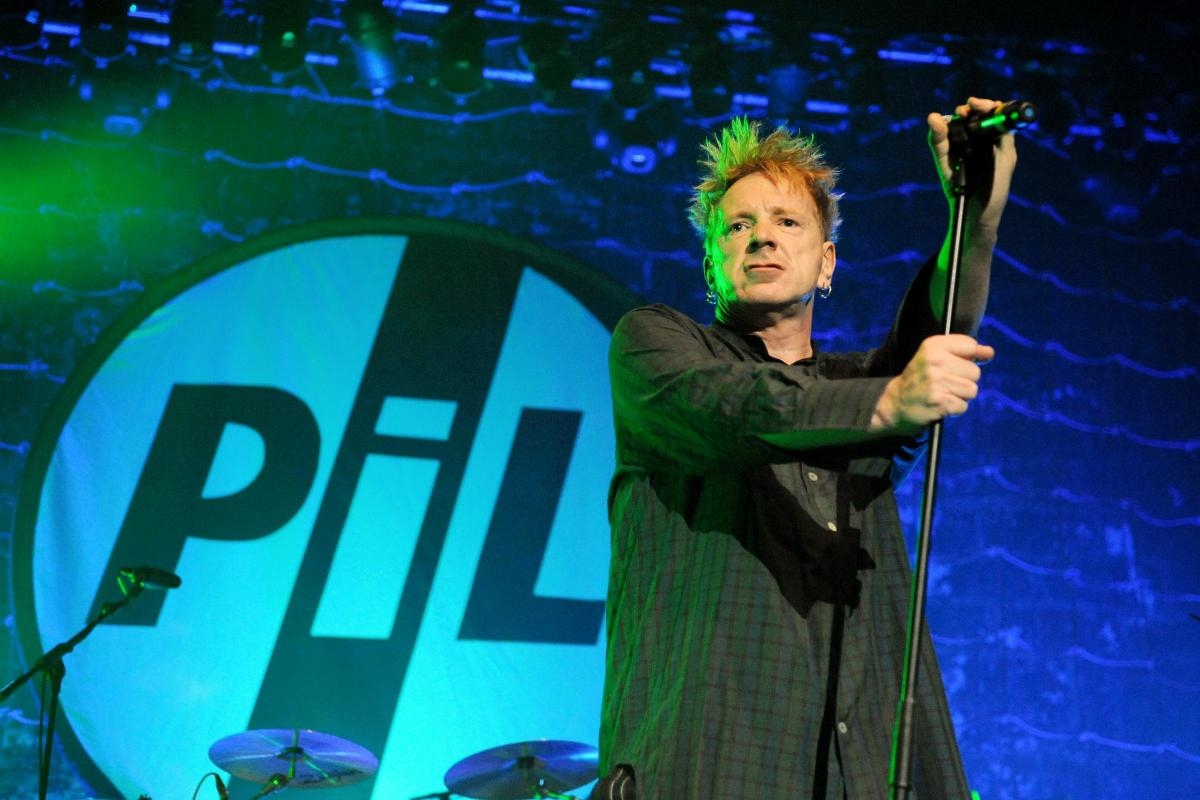 Iconic band led by former Sex Pistol to perform near Stroud